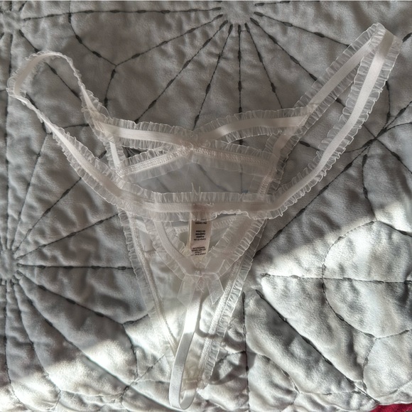 NWT white lace “mrs” thong - Picture 2 of 11